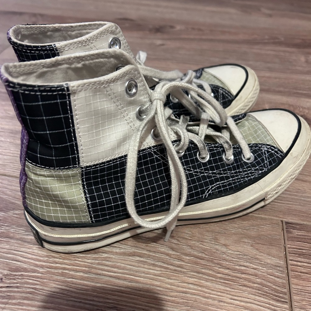 Converse- unique all stars with purple details!